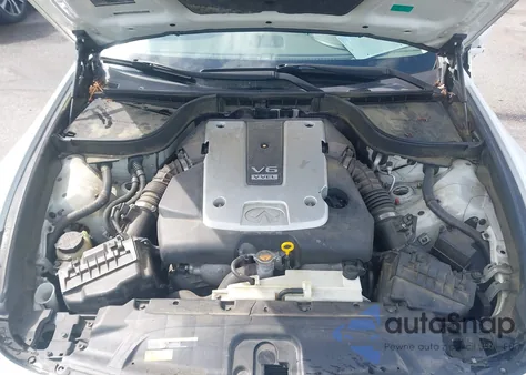 2012 Infiniti G37 Journey z USA, uszkodzony, nr VIN JN1CV6AP3CM932948